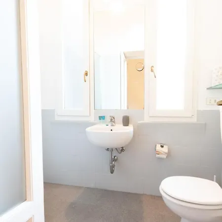 Porta Venezia Elegant Penthouse With Terrace * ミラノ