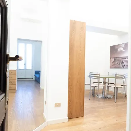 Porta Venezia Elegant Penthouse With Terrace * ミラノ